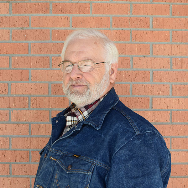 Dennis Colvin
